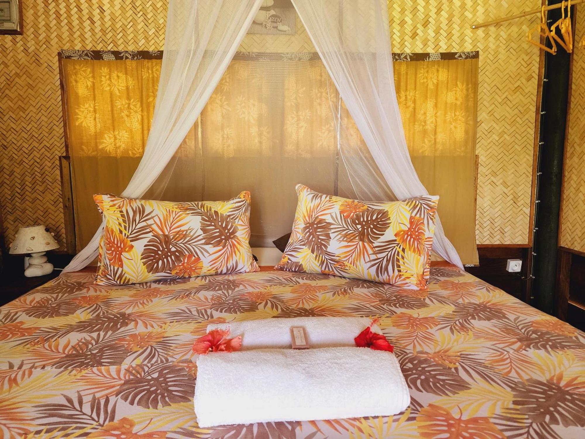 Moanaiti Lodge Maeva エクステリア 写真